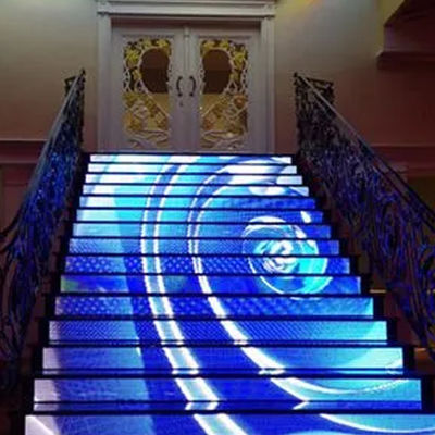 1920-3840HZ ρυθμιζόμενη θερμοκρασία χρώματος P2.9 LED οθόνη δαπέδου με 5000 1 αναλογία αντίθεσης